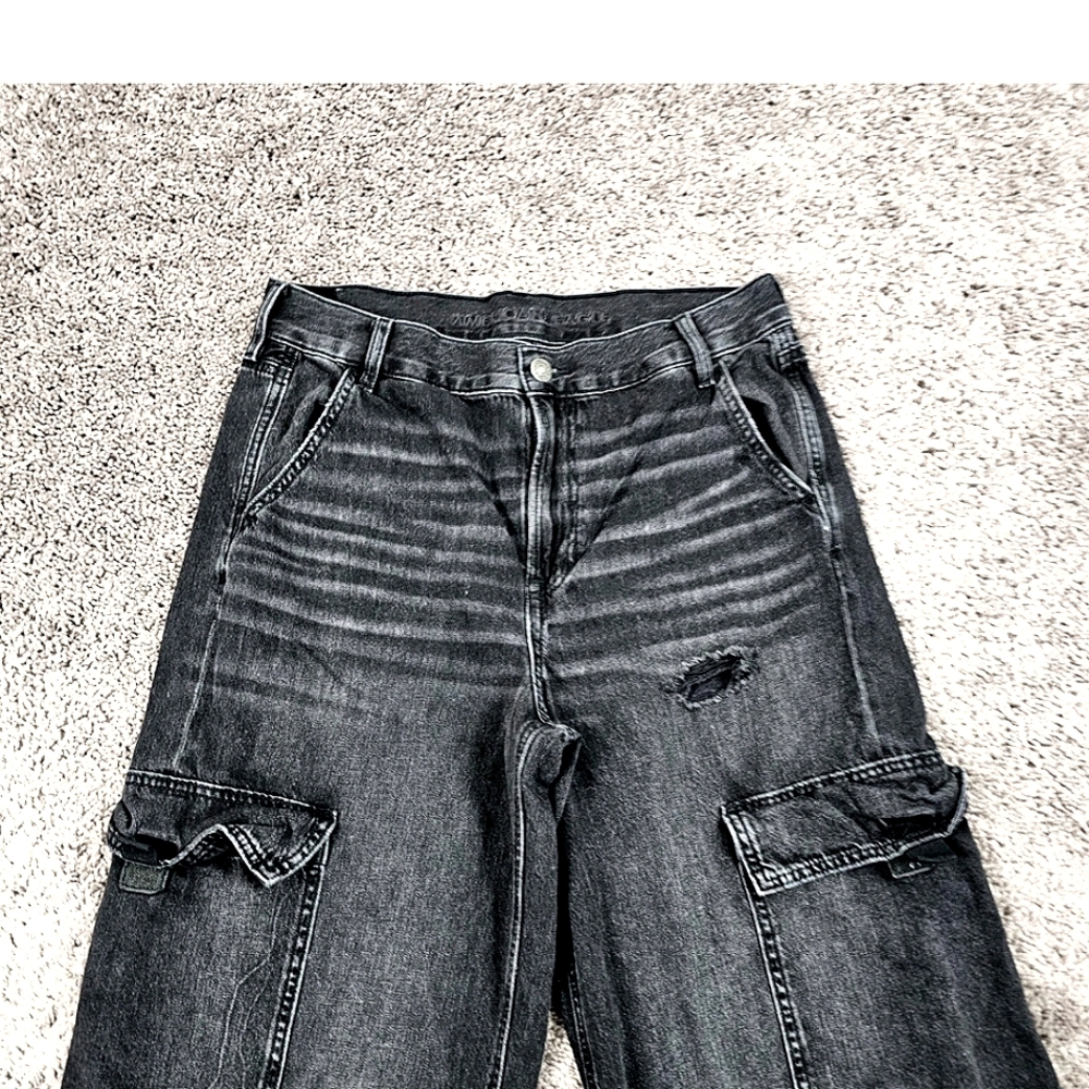 American Eagle Super High Rise baggy Wide Leg Cargo Jeans  Black SZ 12